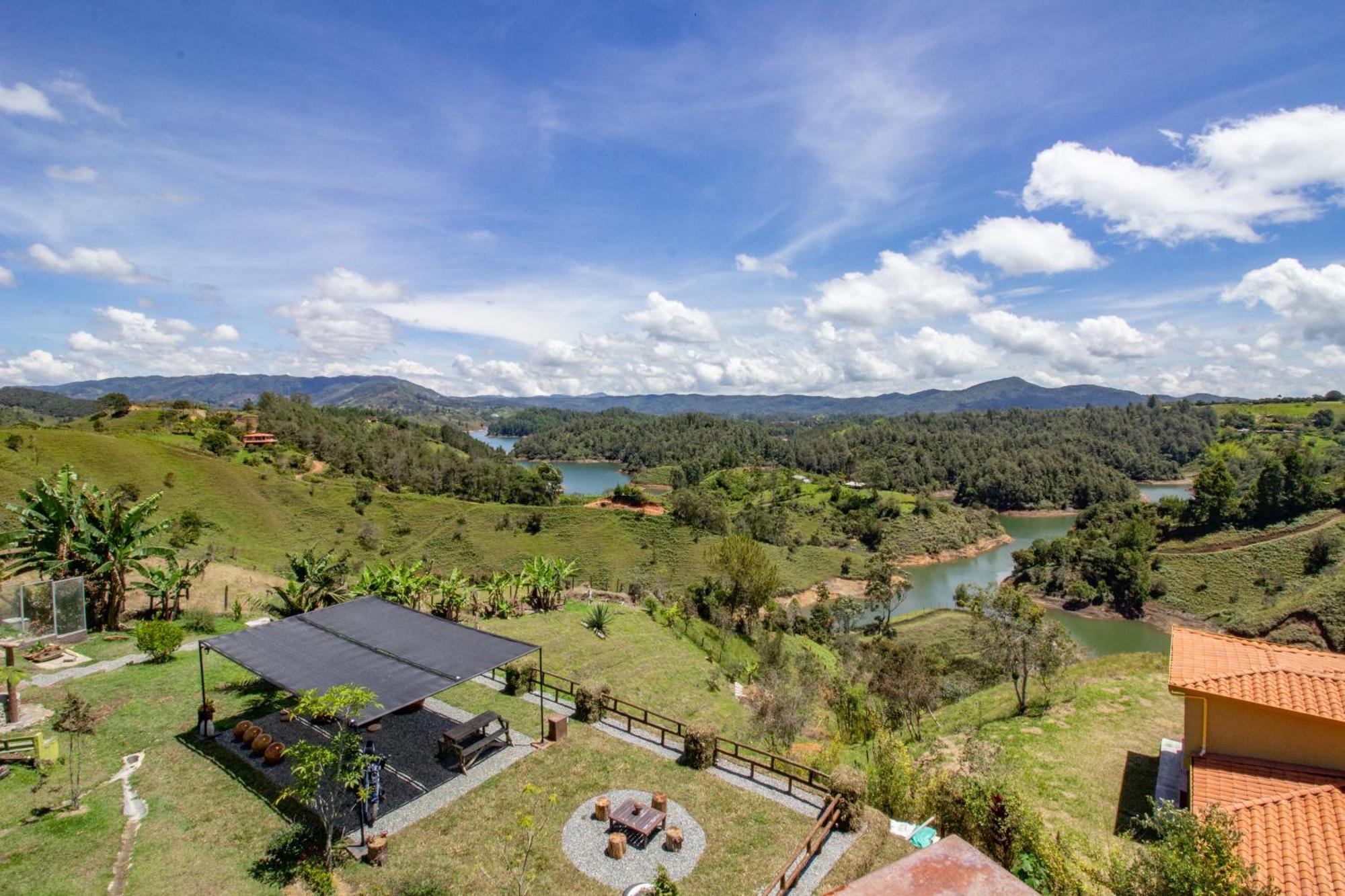 Hobbit Hotel Ecolodge- Guatapé Esterno foto
