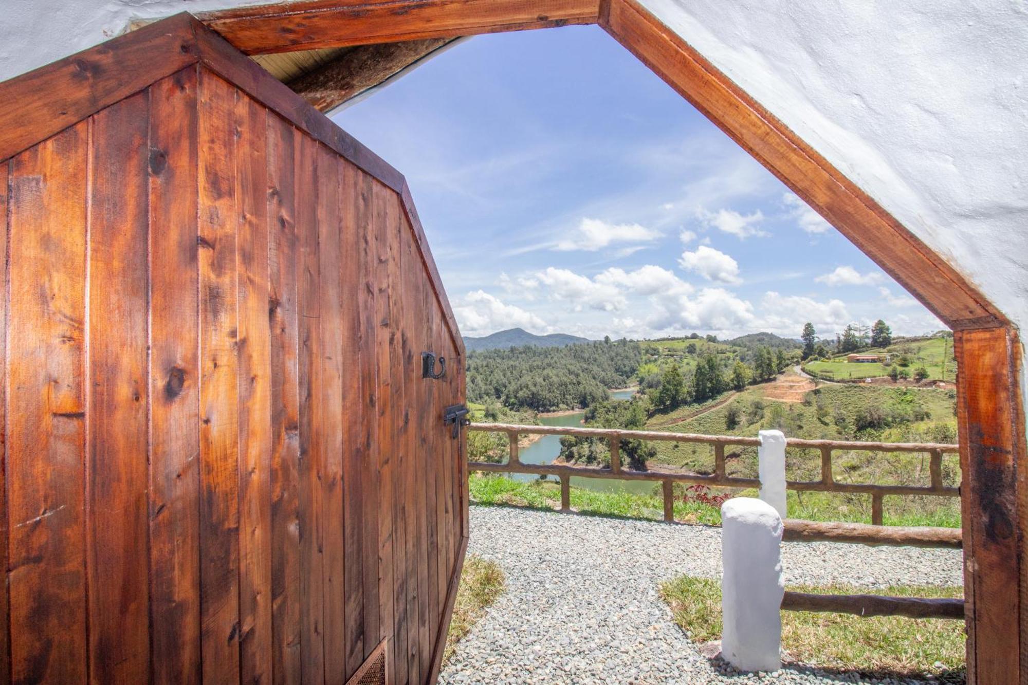 Hobbit Hotel Ecolodge- Guatapé Esterno foto